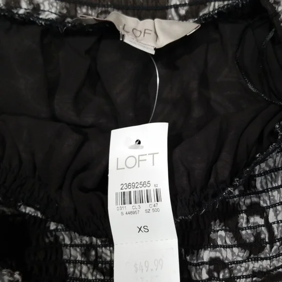 LOFT Belle Sleeve Black Paisley Blouse - Picture 6 of 8